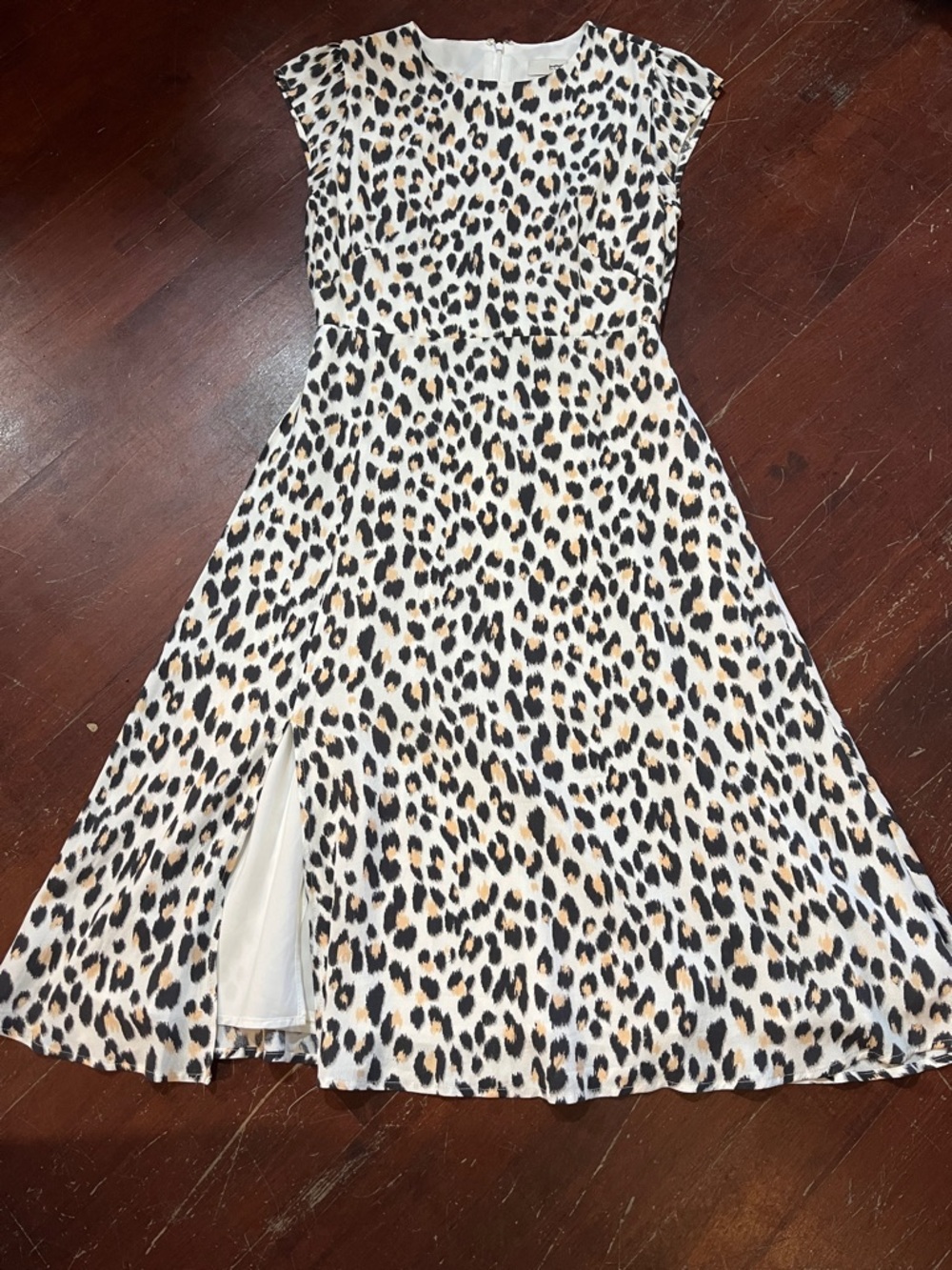 🌻3/$15🌻 LOFT Leopard Print Cap Sleeve Midi Dress in Cream, Black and Tan